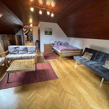 Cozzy Apartment In Nature Zagreb Ngoại thất bức ảnh