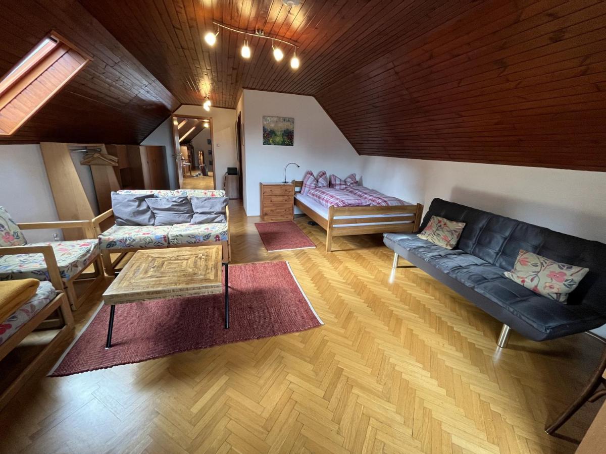 Cozzy Apartment In Nature Zagreb Ngoại thất bức ảnh